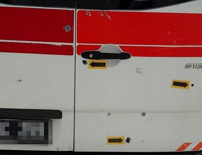 Diyarbakır'da ambulansa alçak saldırı! Doğum ihbarına gitti kurşun yağdırdılar
