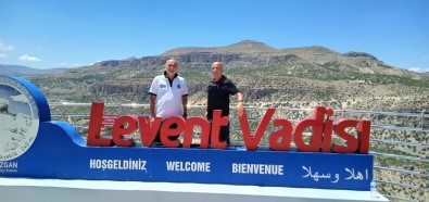 Hikmet Karaman, Levent Vadisi'ni Ziyaret Etti