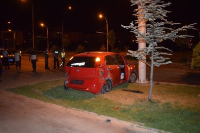Malatya'da Trafik Kazası Açıklaması 2 Yaralı