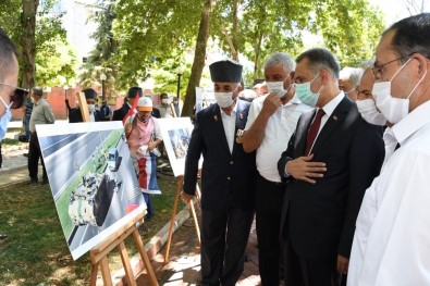 15 Temmuz Fotoğraf Sergisinin Açılışı Yapıldı