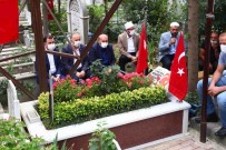 Bağcılar'da 15 Temmuz Şehidi Kabri Başında Anıldı