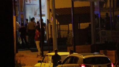 Adana'da Gençlerin Kavgası Mahalleyi Ayağa Kaldırdı