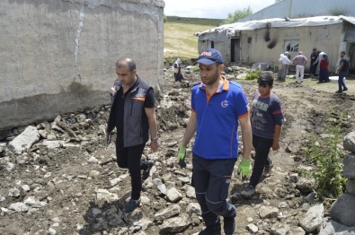 Ağrı'da Sel Felaketinin Etkili Olduğu Köylerde Çalışma Başlatıldı