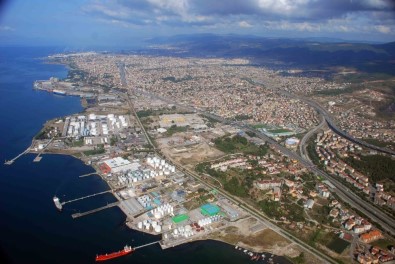 Derince'nin Alt Yapısı 168 Milyon 500 Bin TL'ye Yenilecek