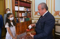 Bağışta Bulunan Küçük Öğrenciye Meclis Başkanı Şentop'tan Anlamlı Hediye