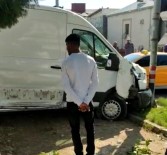 Diyarbakır'da Trafik Kazası Açıklaması 1 Yaralı