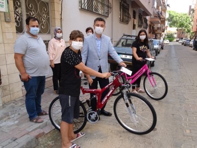 İncirliova'da 30 Yetim Ve Öksüz Çocuk Bisikletlerine Kavuştu