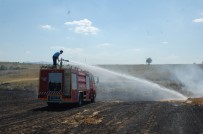 500 Dönüm Anız Alev Alev Yandı