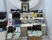 KALAŞNIKOF - PKK operasyonunda ele geçirildi 33 spor ayakkabı meğer...