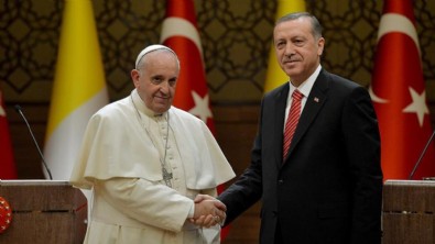 Cumhurbaşkanı Erdoğan'dan Papa'ya tarihi ayar