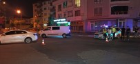 Düzce'de Ana Caddedeki Poşet Polisi Alarma Geçidi