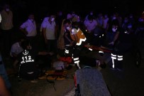 Otomobil İle Motosiklet Kafa Kafaya Çarpıştı Açıklaması 2 Yaralı