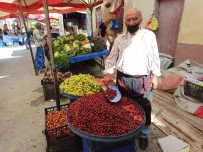 Ünlülerin Tercih Ettiği Şifa Kaynağı 'Güvem Eriği' Doğada Yetişiyor