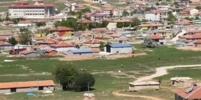 Konya'nı Yunak İlçesinde Bir Mahalle Daha Karantinaya Alındı