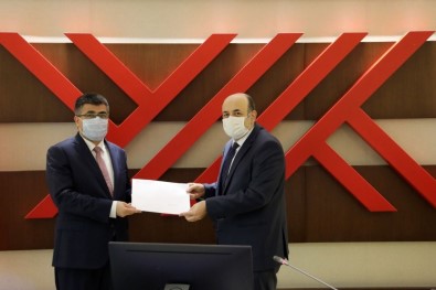 YÖK Başkanı Saraç, NEVÜ Rektörü Aktekin'e Atama Kararnamesini Tevdi Etti