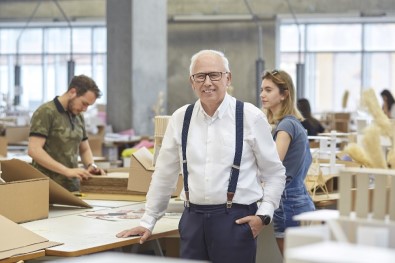 İzmir'den Dünyaya Açıldılar