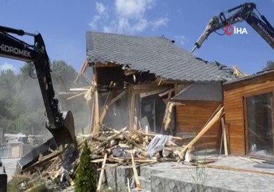 İSKİ Koruma Havzasında Bulunan Yapıları Yıkıyor