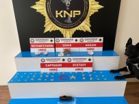 Polisten Zehir Tacirlerine Çifte Operasyon