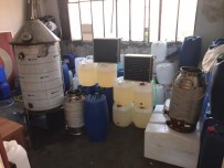 Zeytinburnu'nda Sahte Alkol İmalathanesine Baskın