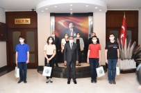 LGS Sınavında Tam Puan Alan Öğrenciler Ödüllendirdi