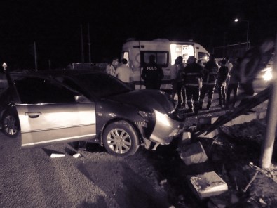 Sandıklı'da Trafik Kazası Açıklaması 4 Yaralı