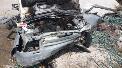 Kahramanmaraş'ta Feci Kaza Açıklaması 2 Ölü, 3 Yaralı