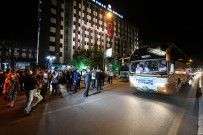 Mamak Belediyesi Bin 453 Ankaralıyı Ayasofya Camii'ne Uğurladı