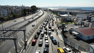 Sahil Yolunda Ayasofya Trafiği