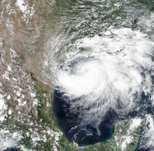 ABD'yi Yılın İlk Kasırgası Hanna'nın Vurması Bekleniyor