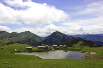 Artvin'de 2 Bin 550 Metre Yükseklikteki Saklı Cenneti Petnos Gölü Keşfedilmeyi Bekliyor