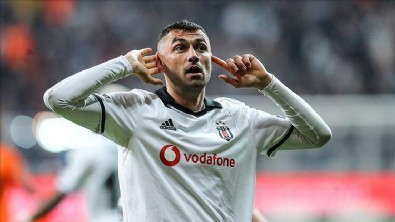 Burak Yılmaz'dan Beşiktaş'la ilgili iddiaya sert tepki: Yaptıysam şerefsizim