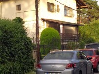 Eşini Isıran Köpeği Silahla Vurdu