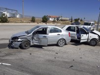 Kırıkkale'de Trafik Kazası Açıklaması 2 Yaralı