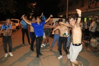 Adana Demirspor Taraftarlarından Coşkulu Final Kutlaması