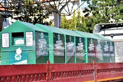 Aksaray'da Giysi Kumbarası 154 Adete Yükseldi