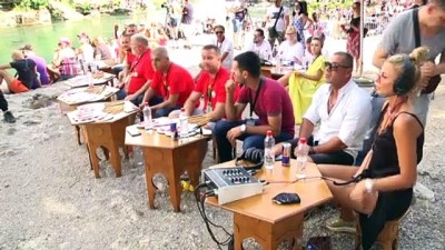 Bosna Hersek'te '454. Geleneksel Mostar Köprüsü Atlayışları' Yapıldı