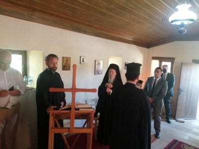 Fener Rum Ortodoks Patriği Bartholomeos Bozcaada'da Düzenlenen Geleneksel Ayine Katıldı