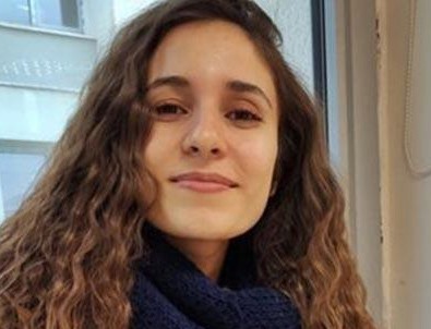 Gülistan Doku erkek arkadaşı tarafından...