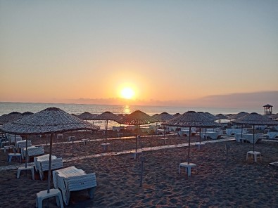 Gölgede Kalmak Güneşten Korumaz