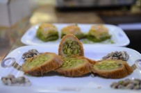 Kambur Açıklaması 'Dünyanın En Lezzetli Tatlıları Bayrama Hazır'