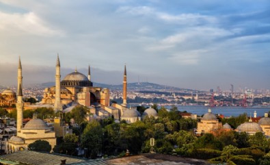 Ayasofya hazımsızlığı sürüyor! Şimdi de hedefleri Murat Gener oldu