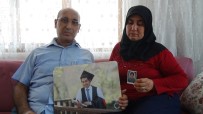 Kaybolan Oğullarını Gözyaşları İçerisinde Bekliyorlar