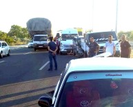 Edremit'te Zincirleme Kaza Açıklaması 8 Yaralı