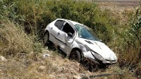 Otomobil Şarampole Uçtu Açıklaması 3 Yaralı