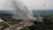 Fabrika Yangını Havadan Görüntülendi