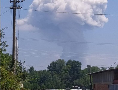 Sakarya'da havai fişek fabrikasında patlama: 2 ölü 74 yaralı