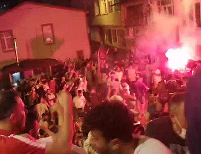 36 yıllık hasret bitti! Sokaklara döküldüler!