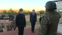 Milli Savunma Bakanı Hulusi Akar Sınır Birliklerini Denetledi