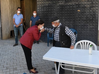 Vali Funda Kocabıyık, Şehit Ailelerini Ziyaret Etti