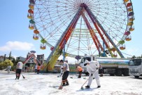 Lunaparklarda Açılış Öncesi Son Hazırlıklar Yapıldı